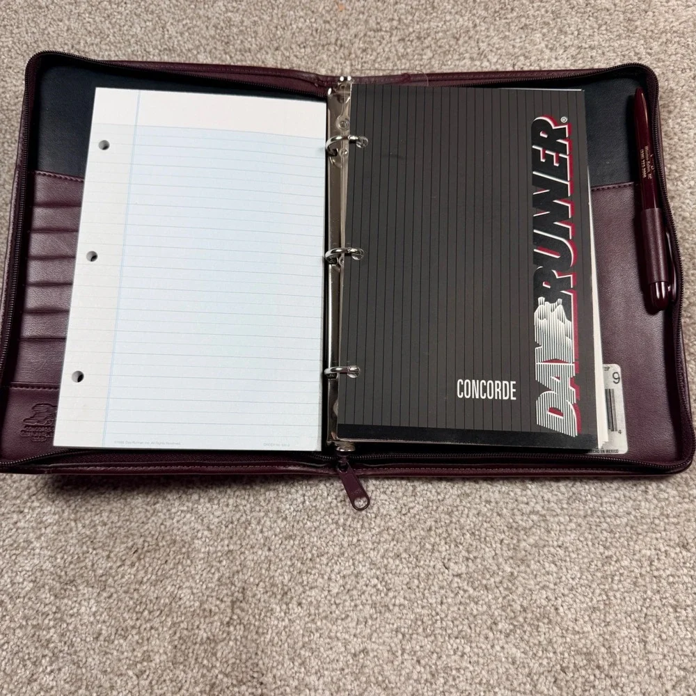 Day Runner Concorde Vintage Floral Tapestry Burgundy Zip Organizer Planner